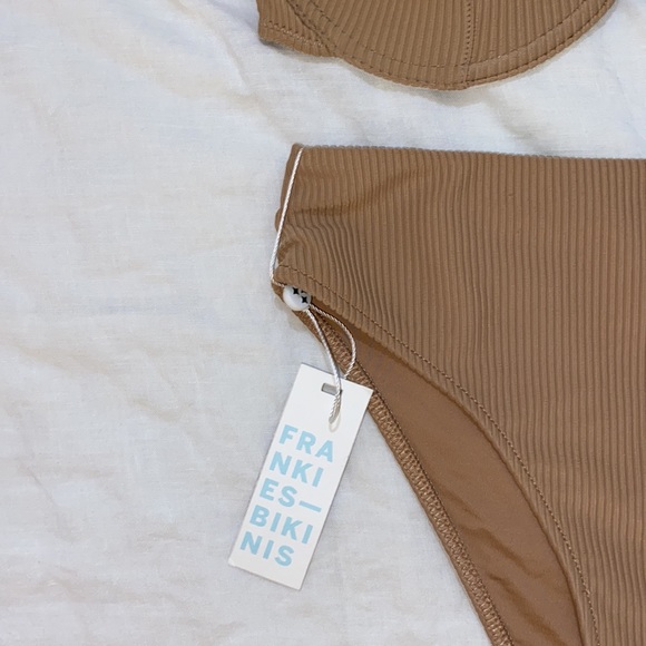 NWT Frankie’s Bikinis ribbed bikini set. L top and M bottom. - Picture 2 of 4